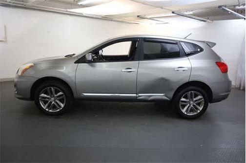 2011 Nissan Rogue Krom