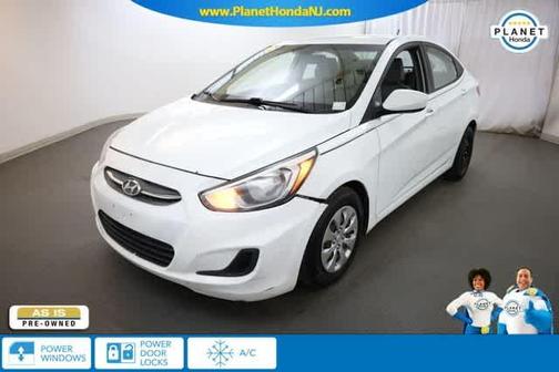 Century White 2017 Hyundai Accent SE