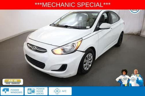 Century White 2017 Hyundai Accent SE