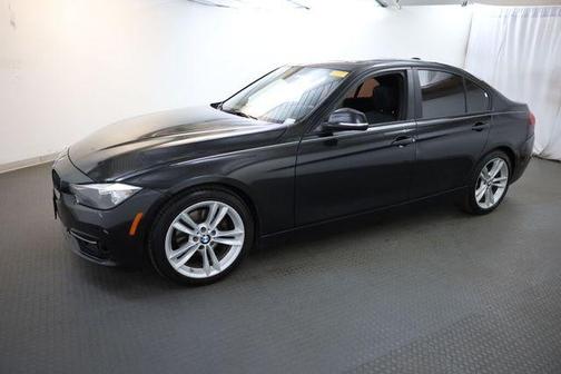 Black Sapphire Metallic 2017 BMW 320 i