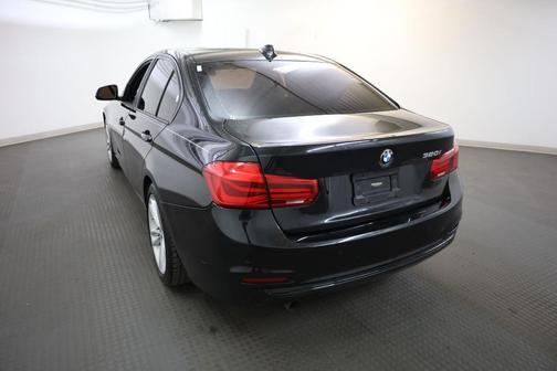 Black 2017 BMW 320 i
