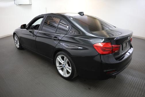 Black 2017 BMW 320 i