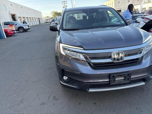 2022 Honda Pilot Touring 7-Passenger
