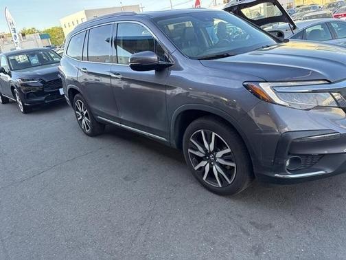 2022 Honda Pilot Touring 7-Passenger