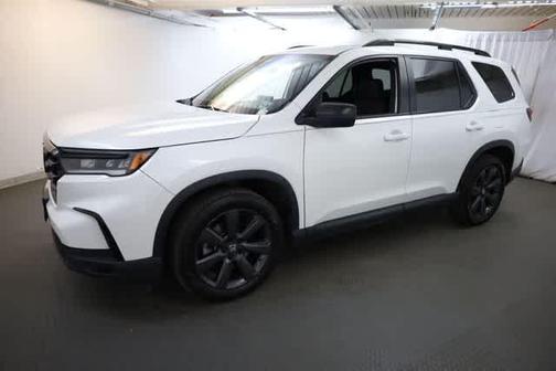 Platinum White Pearl 2023 Honda Pilot Sport