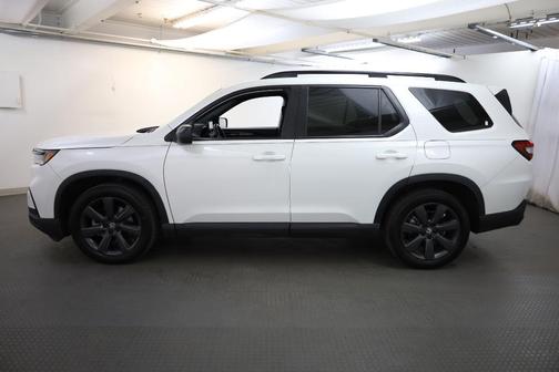 2023 Honda Pilot Sport