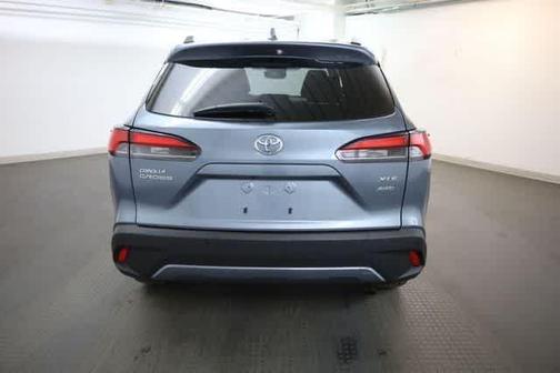 CELESTITE 2024 Toyota Corolla Cross XLE