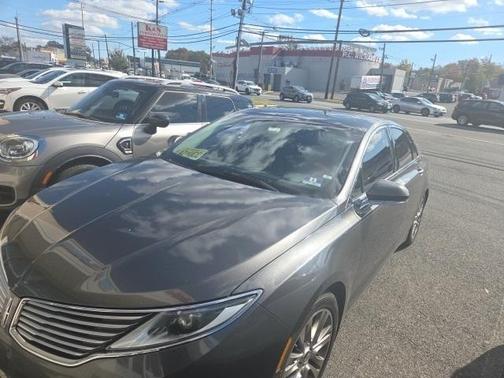2016 Lincoln MKZ Base