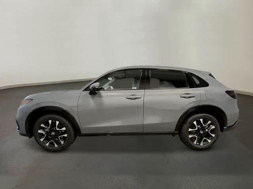 Urban Gray Pearl 2027 Honda HR-V EX-L