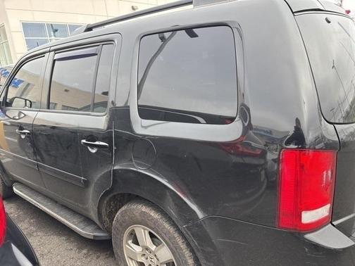 2011 Honda Pilot EX-L w/ Navigation