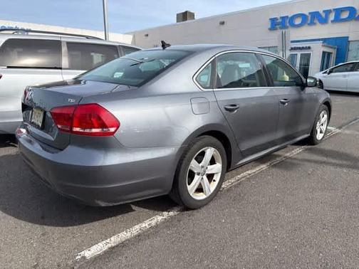 2014 Volkswagen Passat