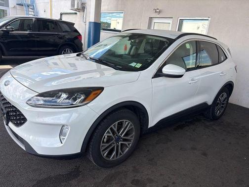 White 2020 Ford Escape SEL