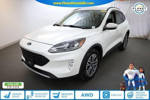 Star White 2020 Ford Escape SEL