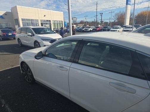 2023 Honda Accord Hybrid Touring