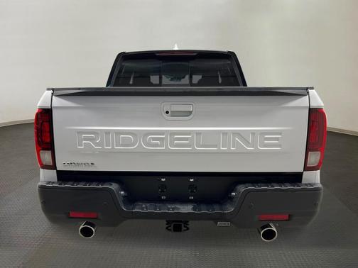 Platinum White Pearl 2026 Honda Ridgeline Black Edition