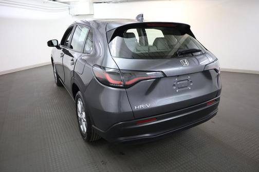 Modern Steel Metallic 2024 Honda HR-V LX