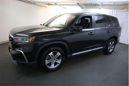 2023 Honda Pilot EX-L 8-Passenger