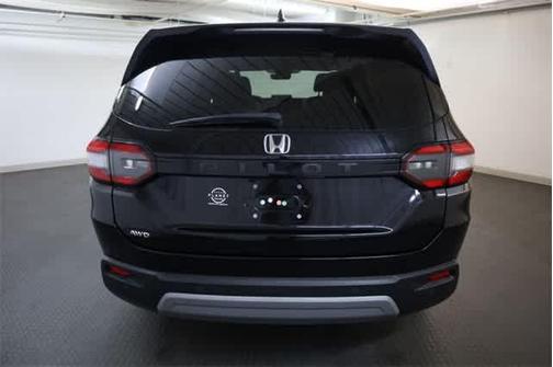 2023 Honda Pilot EX-L 8-Passenger
