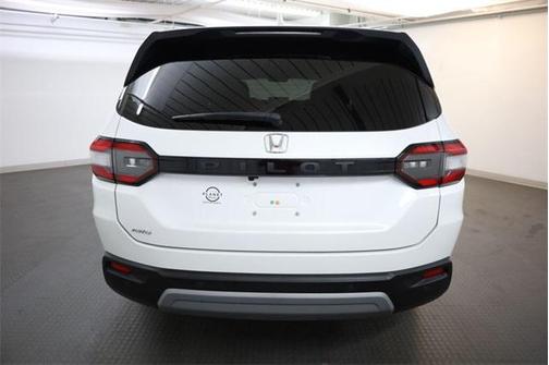 2023 Honda Pilot EX-L 8-Passenger