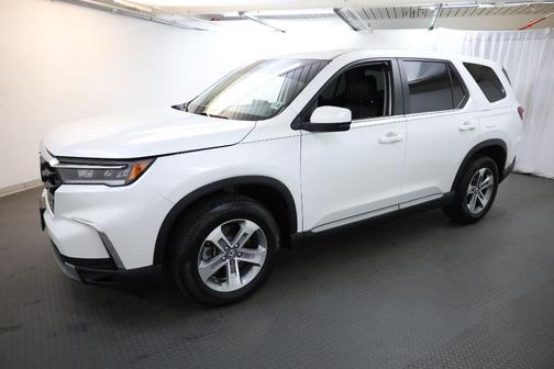 2023 Honda Pilot EX-L 8-Passenger