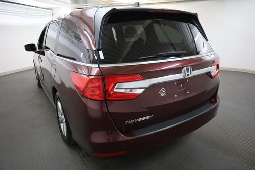 Deep Scarlet Pearl 2020 Honda Odyssey EX