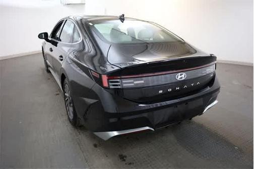 2024 Hyundai SONATA Hybrid SEL