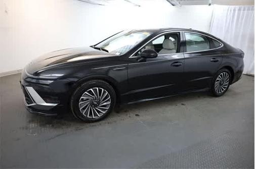 2024 Hyundai SONATA Hybrid SEL