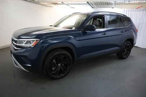 2022 Volkswagen Atlas 3.6L SE w/Technology