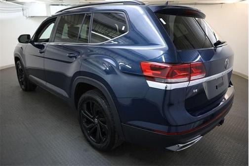 2022 Volkswagen Atlas 3.6L SE w/Technology