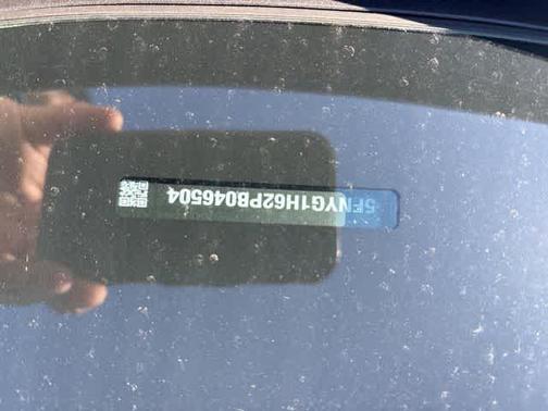 Platinum White Pearl 2023 Honda Pilot TrailSport