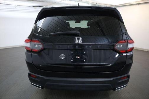 Crystal 2023 Honda Pilot Sport