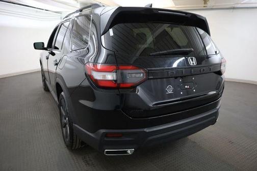 Crystal 2023 Honda Pilot Sport