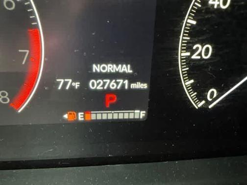 SELECT 2023 Honda Pilot EX-L 8-Passenger