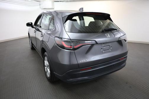 Modern Steel Metallic 2024 Honda HR-V LX