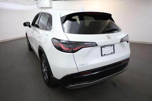 Platinum White Pearl 2023 Honda HR-V EX-L