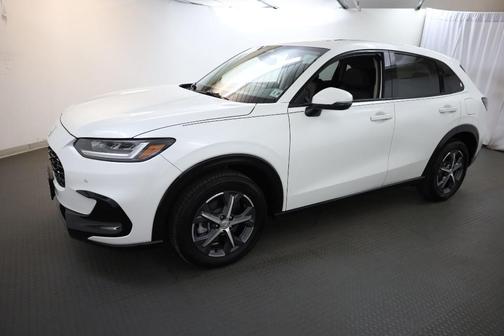 Platinum White Pearl 2023 Honda HR-V EX-L