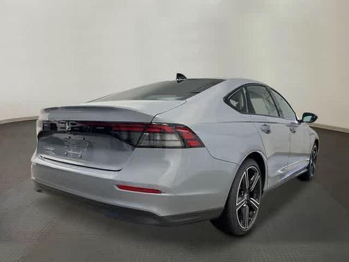 Urban Gray Pearl 2026 Honda Accord SE