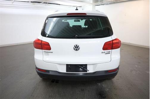 2012 Volkswagen Tiguan SE