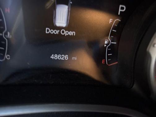 White Clearcoat 2018 Jeep Compass Latitude