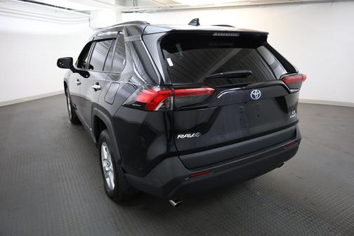 2021 Toyota RAV4 Hybrid LE