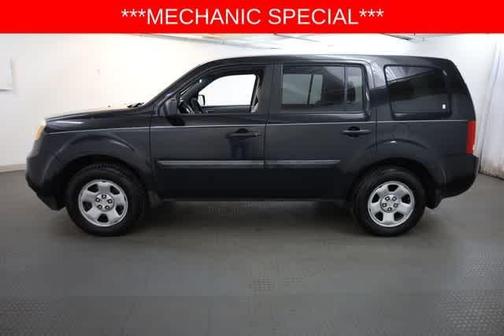 Crystal Black Pearl 2014 Honda Pilot LX