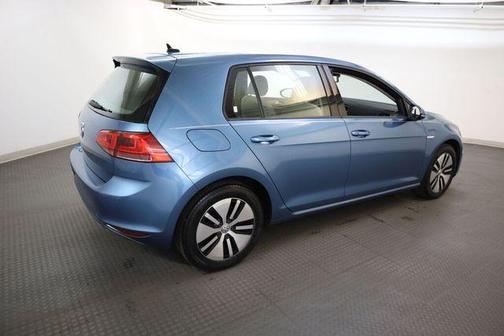 Pacific Blue 2015 Volkswagen e-Golf SEL Premium