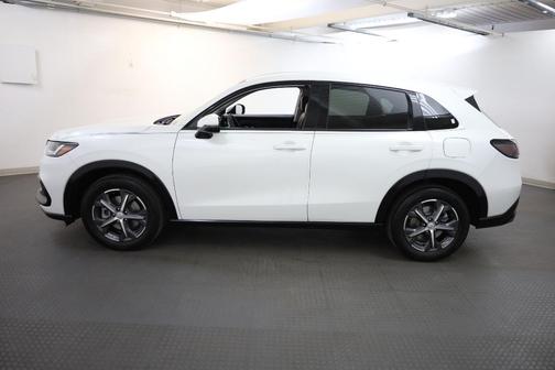 Platinum White Pearl 2024 Honda HR-V EX-L