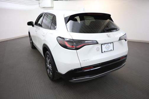Platinum White Pearl 2024 Honda HR-V EX-L
