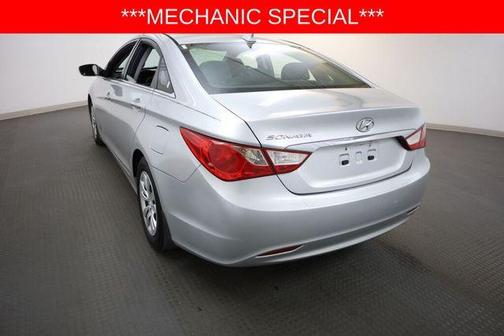 Radiant Silver Metallic 2013 Hyundai SONATA GLS