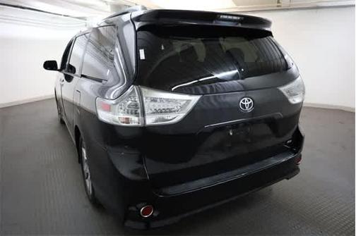 2014 Toyota Sienna SE