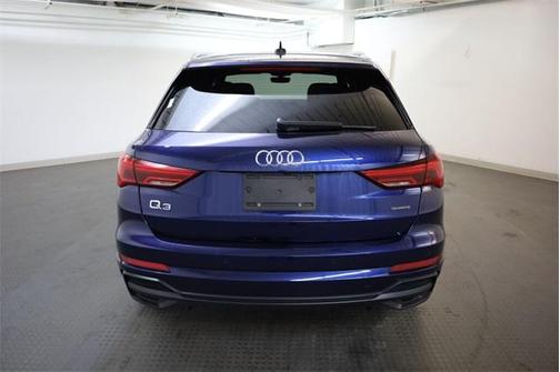 2022 Audi Q3 45 S line Premium