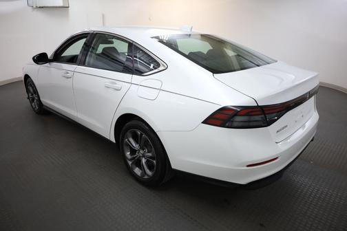 Platinum 2023 Honda Accord EX