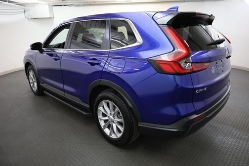 Pearl 2025 Honda CR-V EX