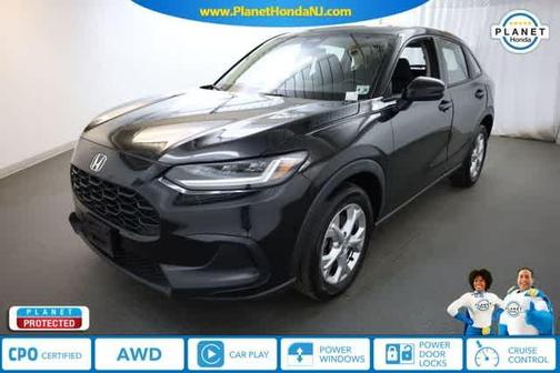 Crystal Black Pearl 2023 Honda HR-V LX